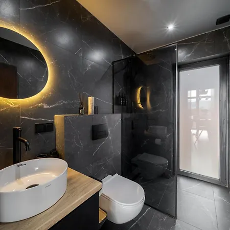 стожари, Stozhary Σαλέ