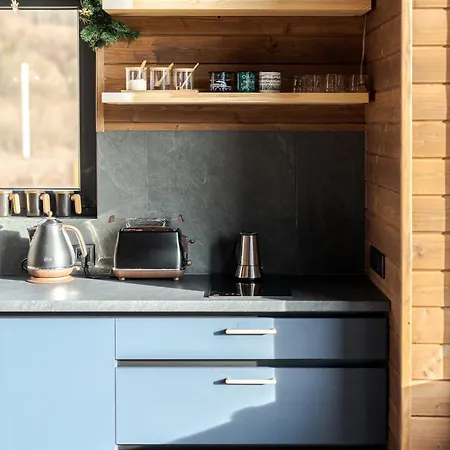 Σαλέ стожари, Stozhary Verkhneye Sinevidnoye