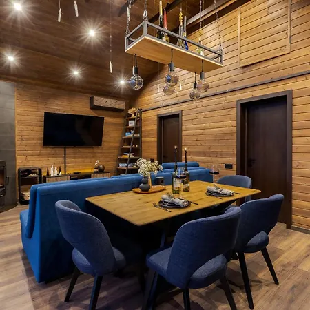 Σαλέ стожари, Stozhary Verkhneye Sinevidnoye