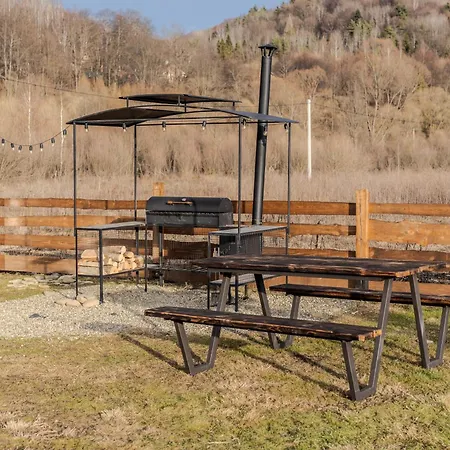 стожари, Stozhary Chalet
